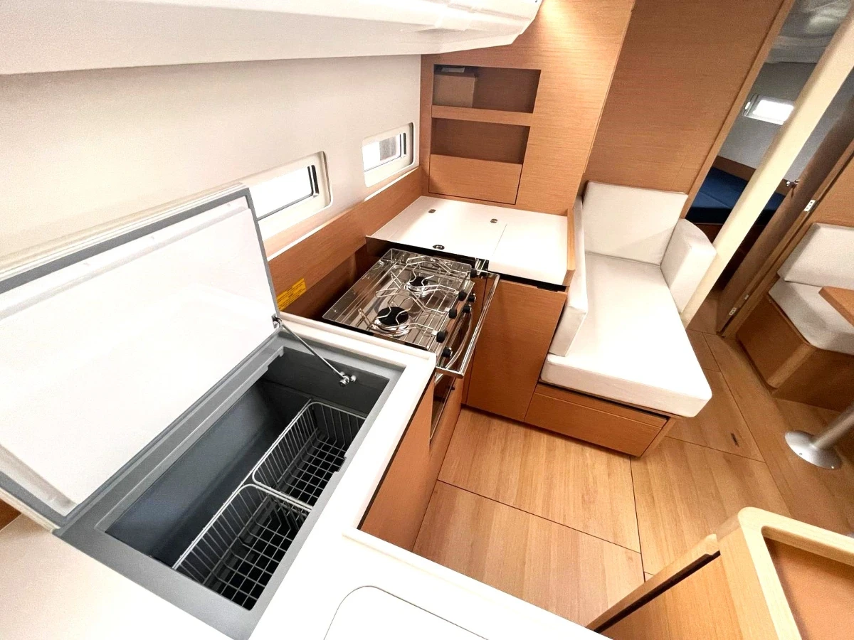 Sun Odyssey 410