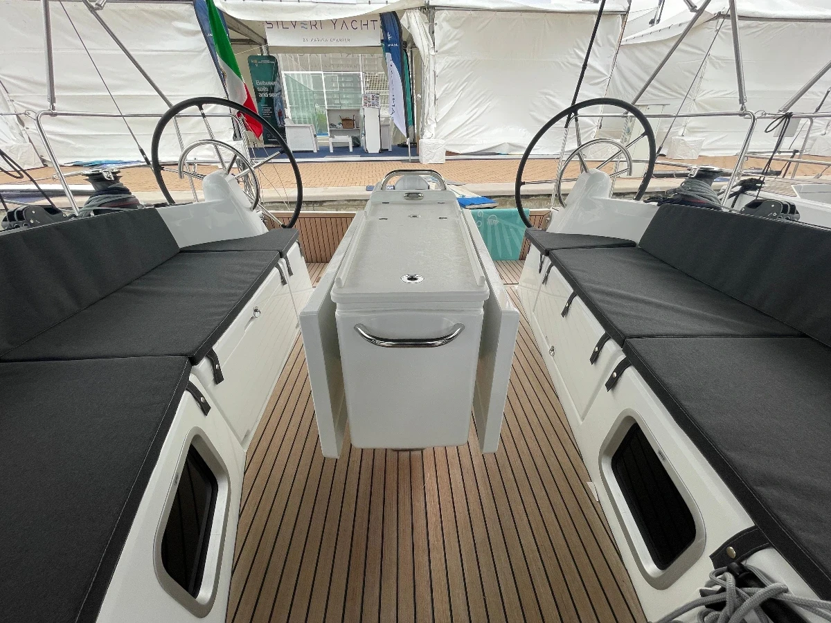 Sun Odyssey 410