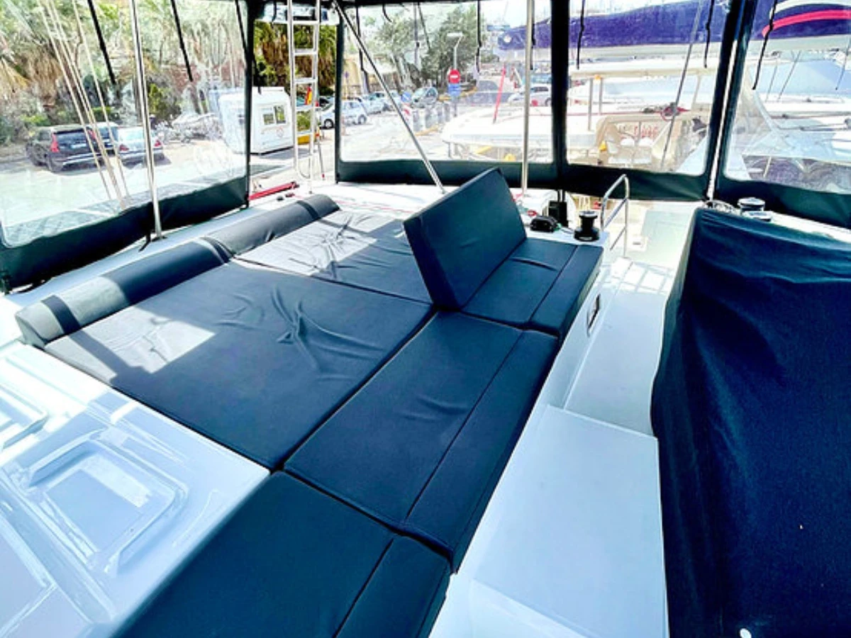 Lagoon 46