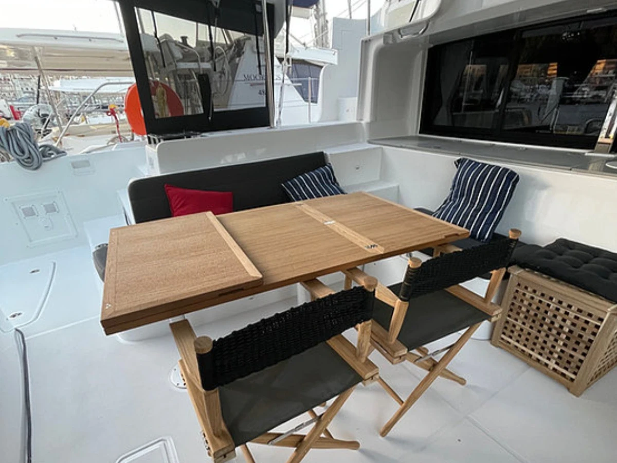 Lagoon 46