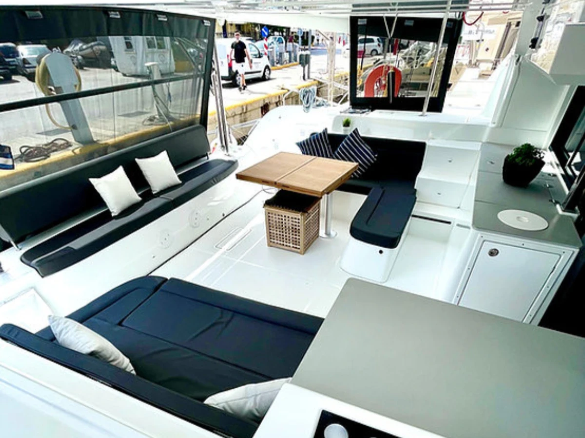 Lagoon 46