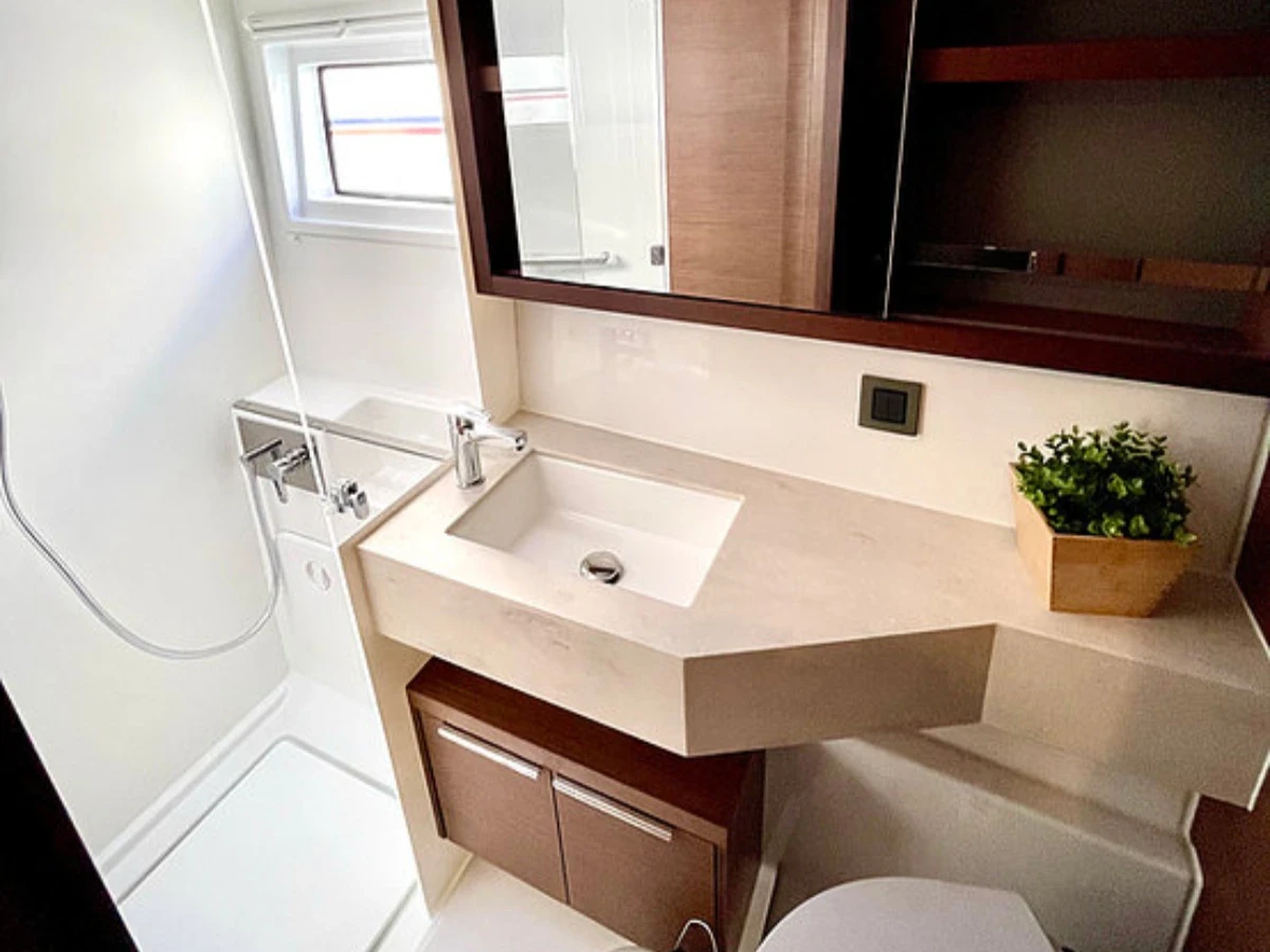 Lagoon 46