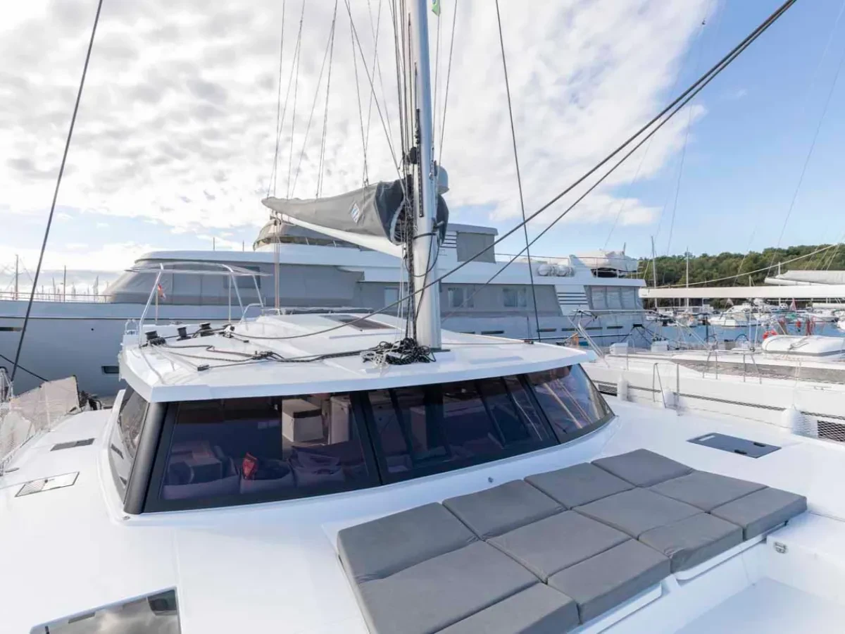 Fountaine Pajot Astrea 42
