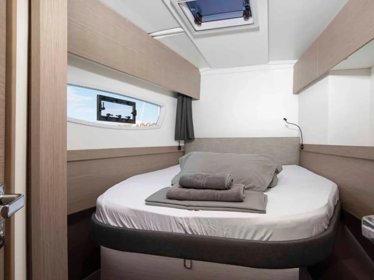 Fountaine Pajot Astrea 42