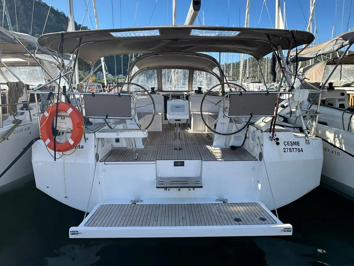 Bavaria C42