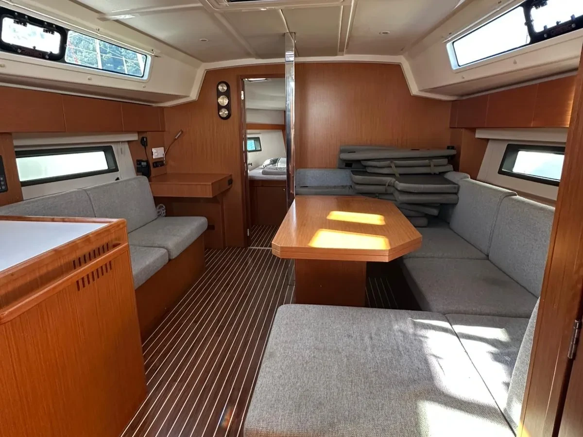 Bavaria C42