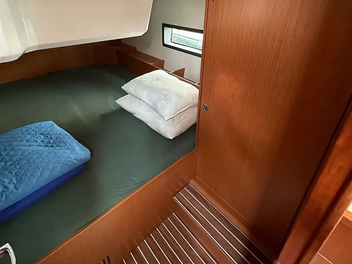 Bavaria C42