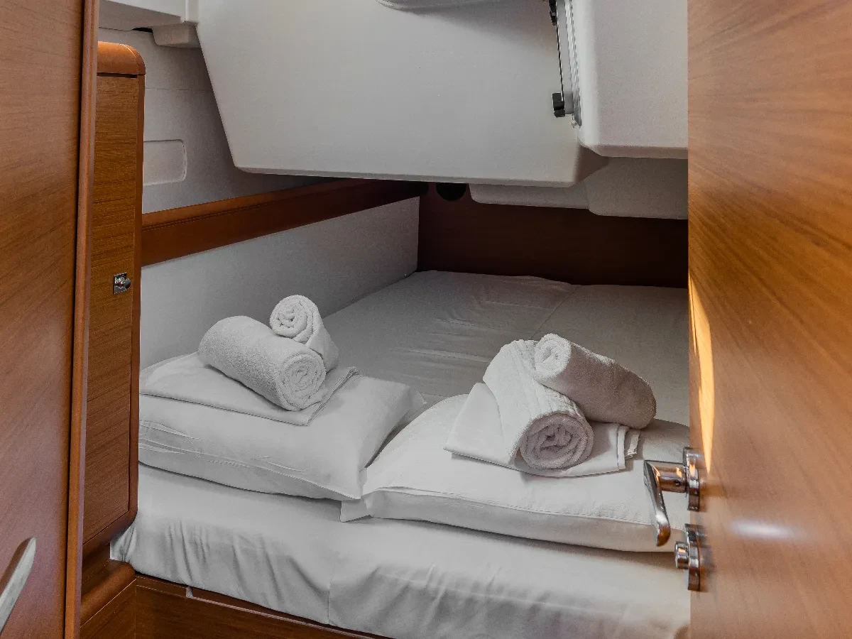 Sun Odyssey 519