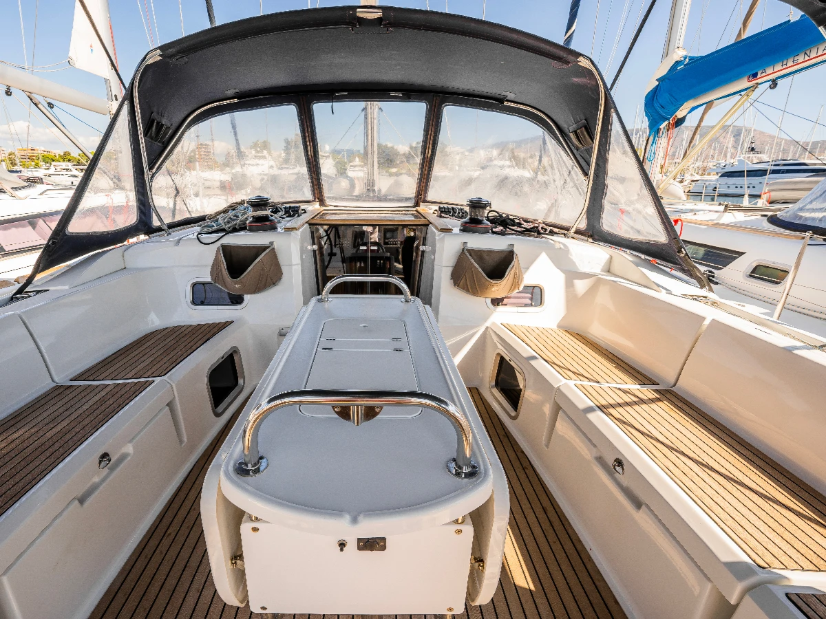 Sun Odyssey 519