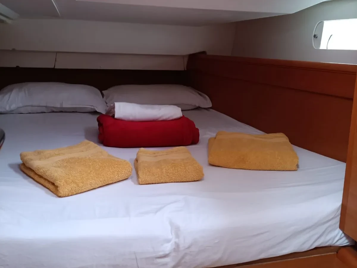 Sun Odyssey 449