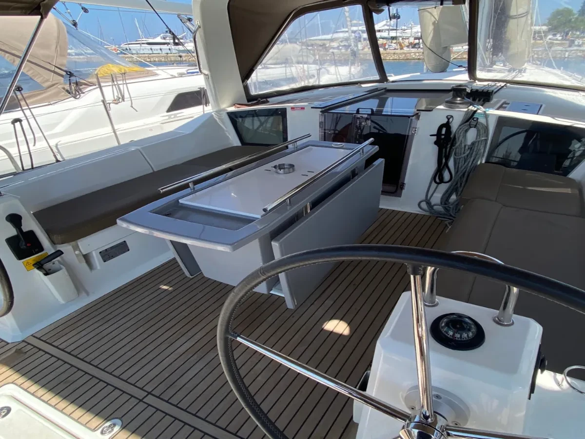 Oceanis 41.1