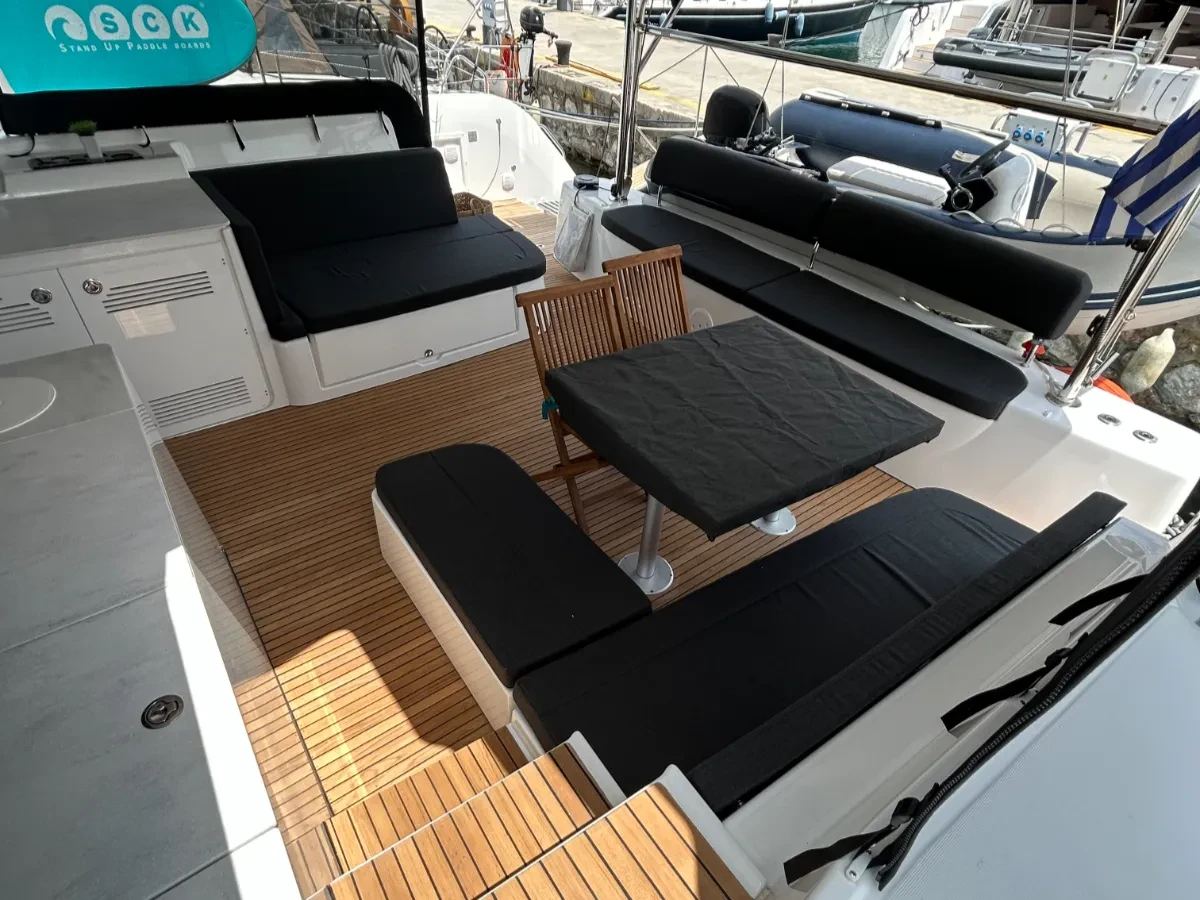 Lagoon 46