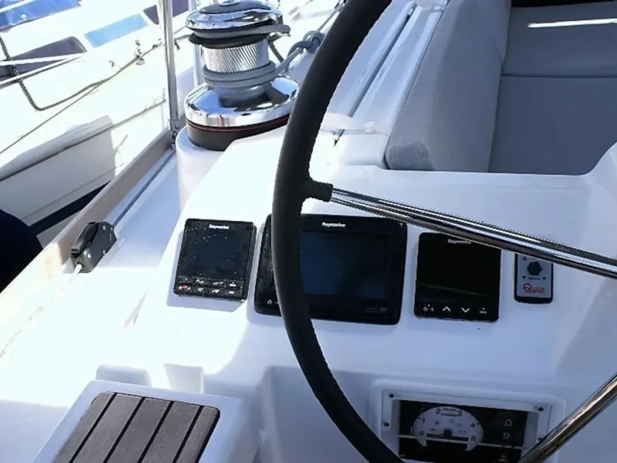 Oceanis 48