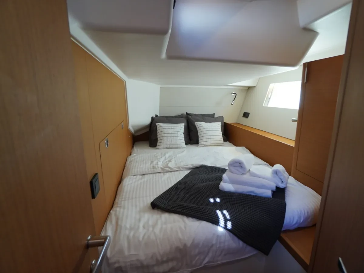 Beneteau First 53