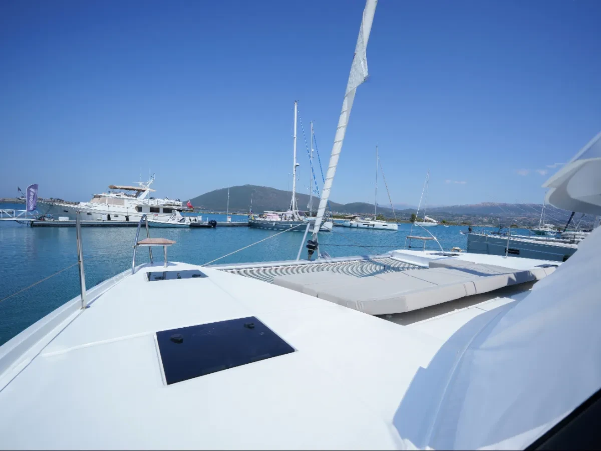 Fountaine Pajot Astrea 42