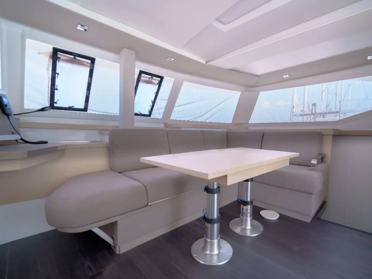 Fountaine Pajot Astrea 42