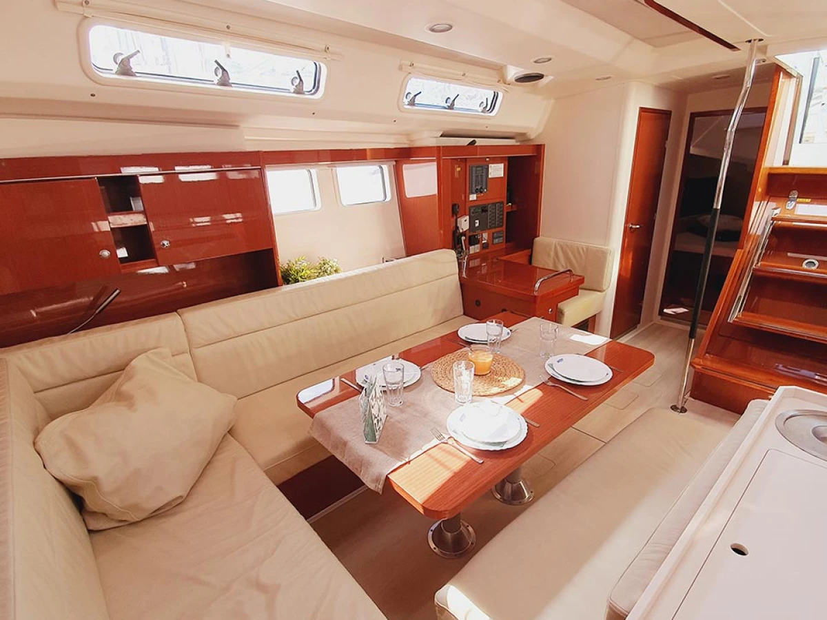 Hanse 505