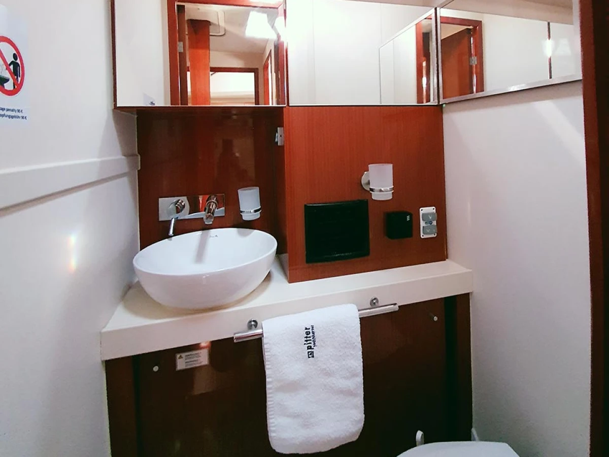 Hanse 505