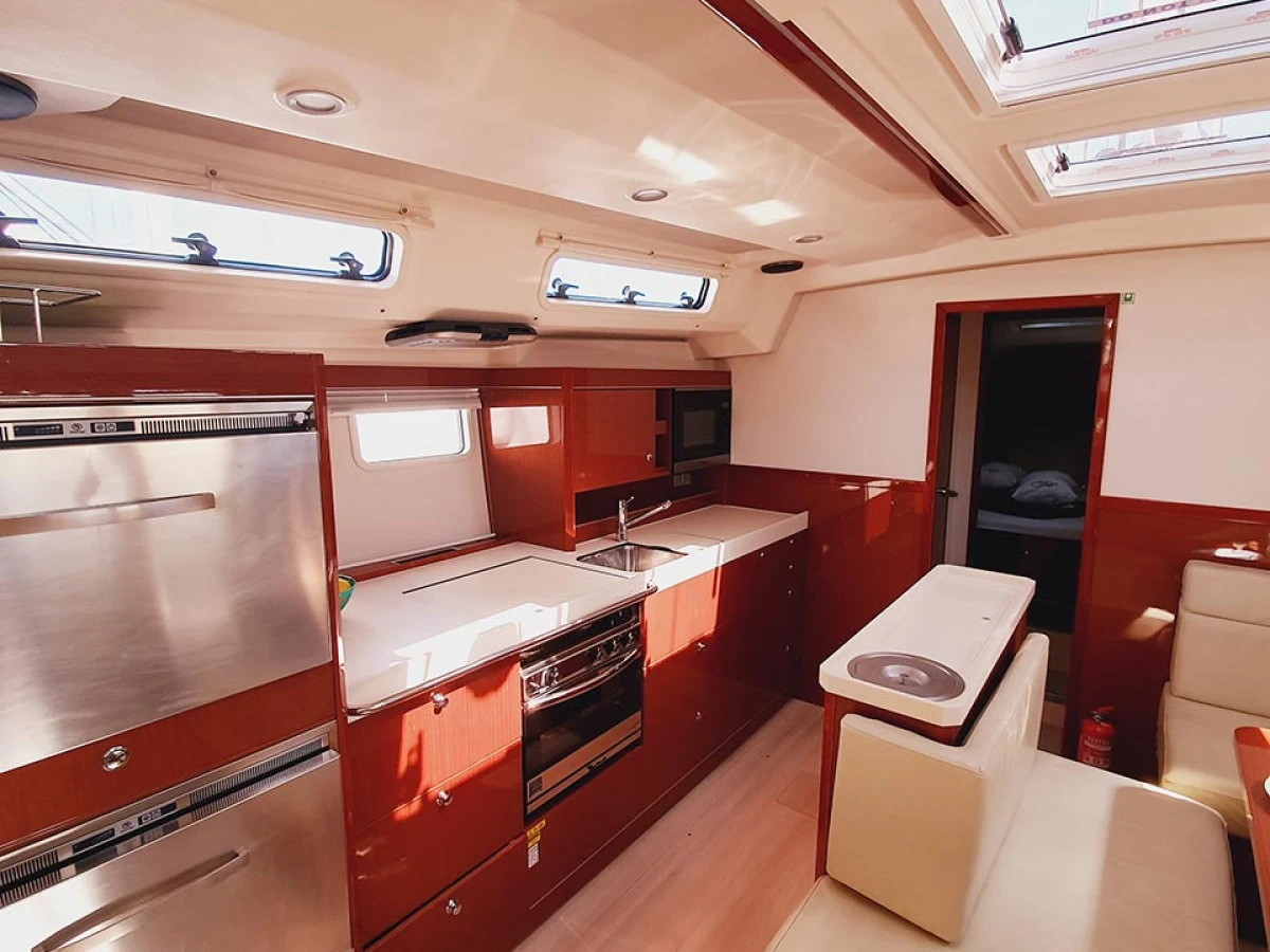 Hanse 505