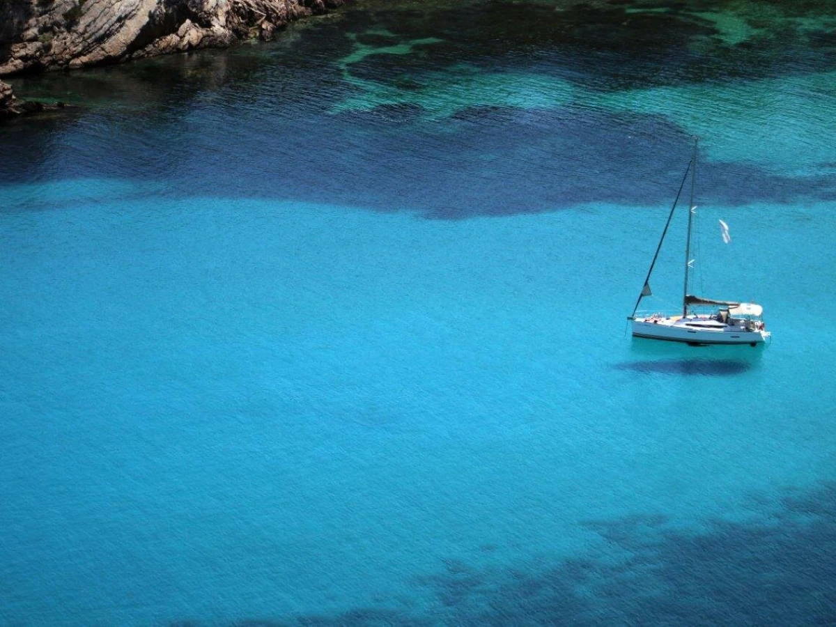 Sun Odyssey 379