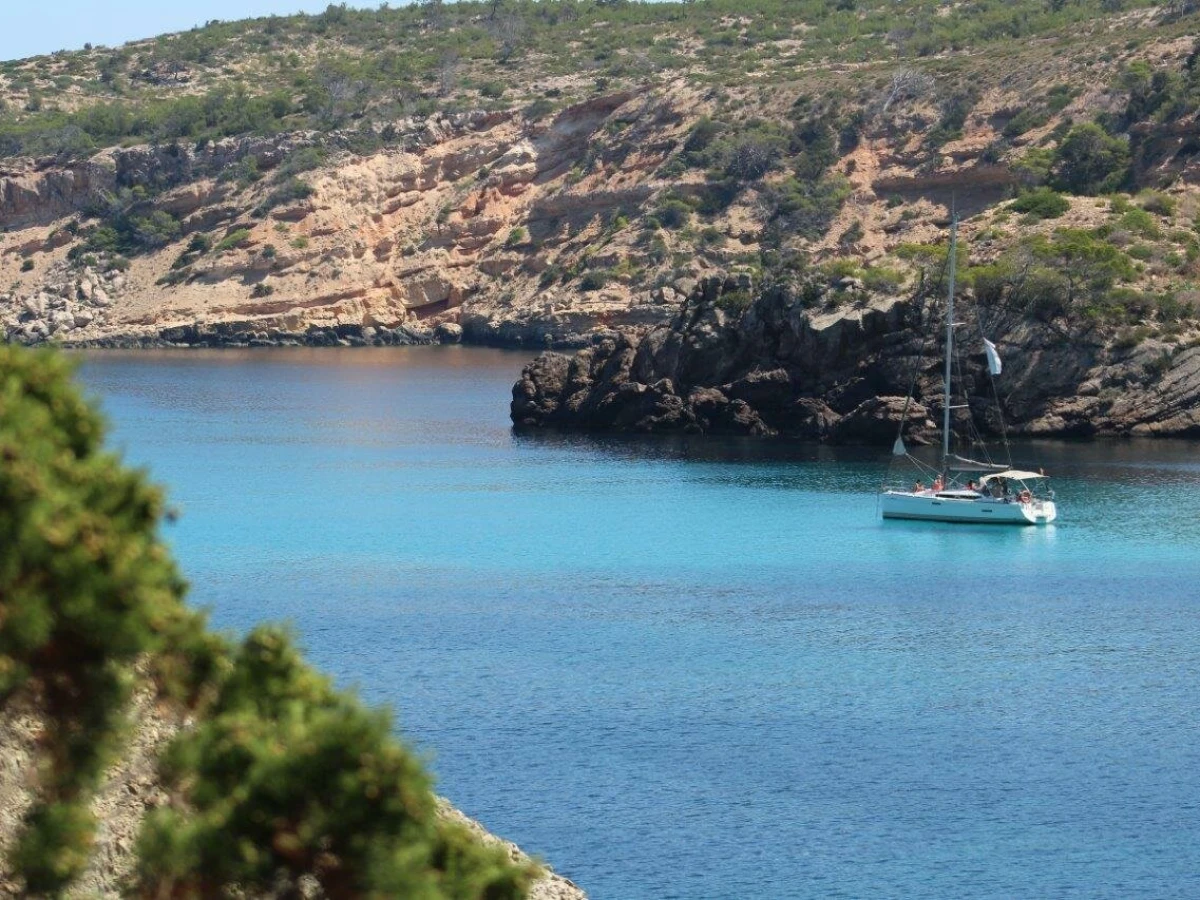 Sun Odyssey 379