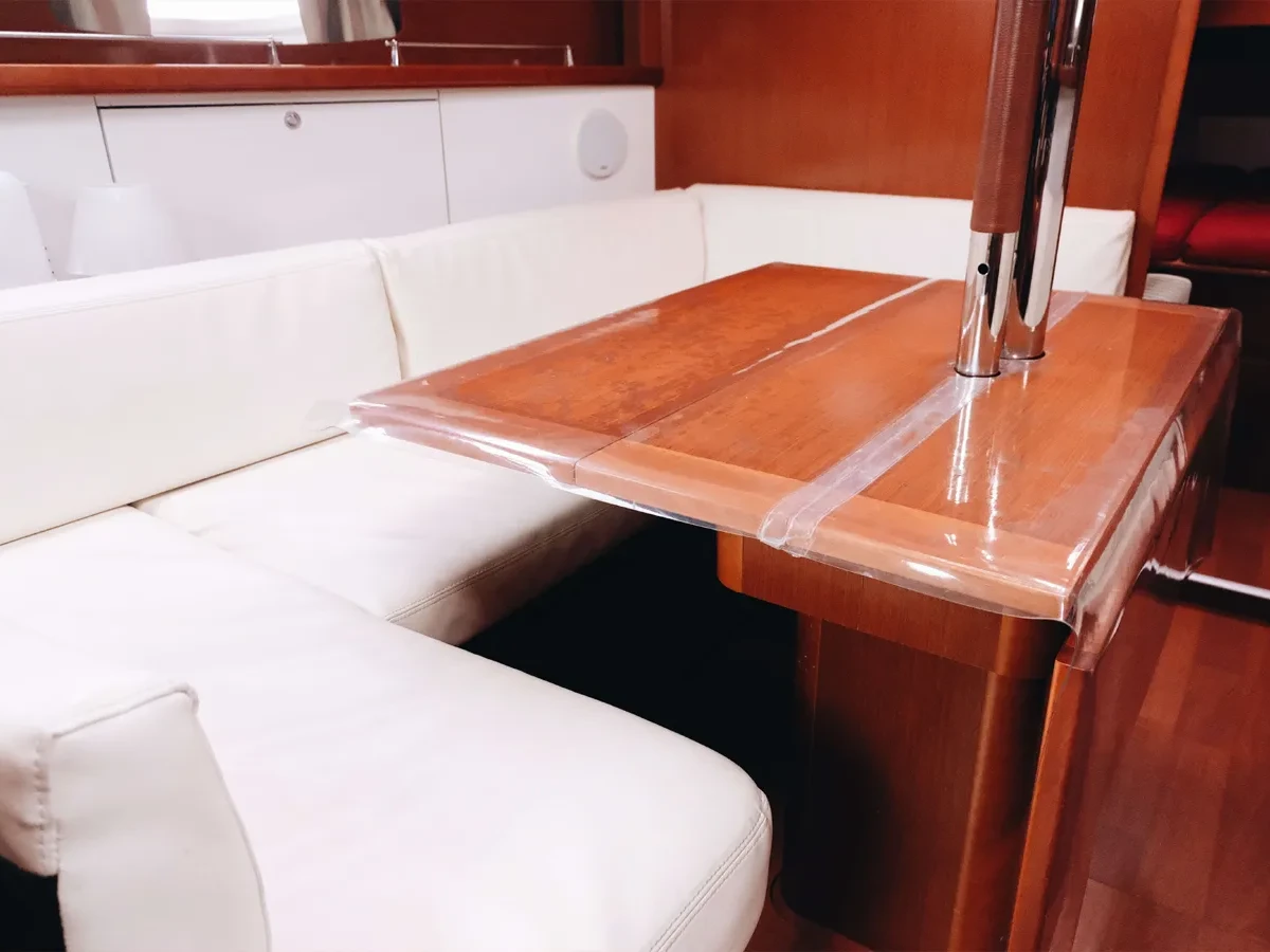 Oceanis 37