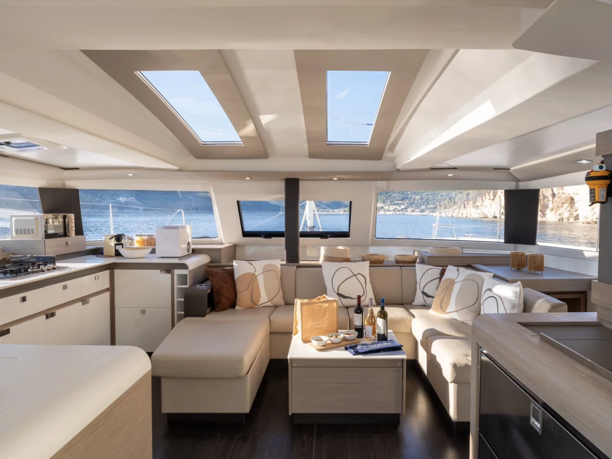 Fountaine Pajot Elba 45
