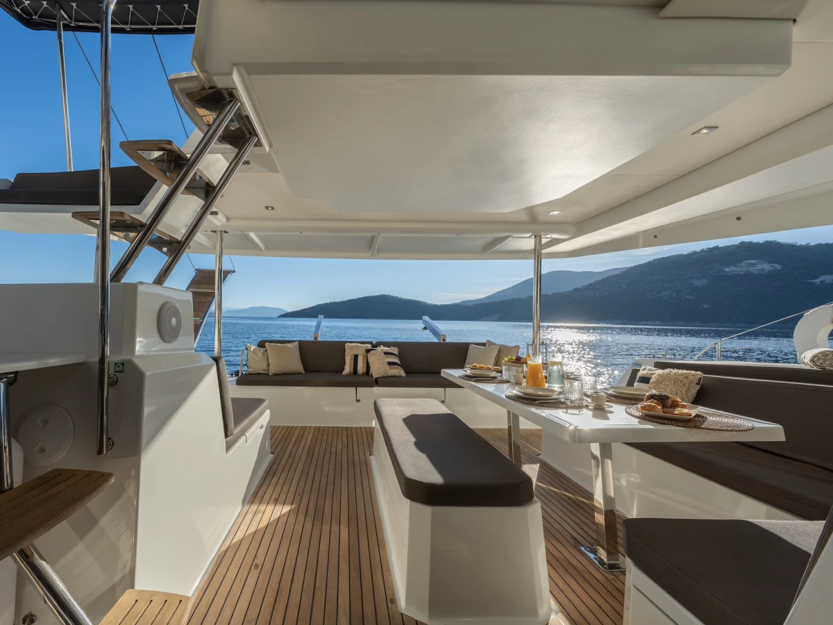 Fountaine Pajot Elba 45