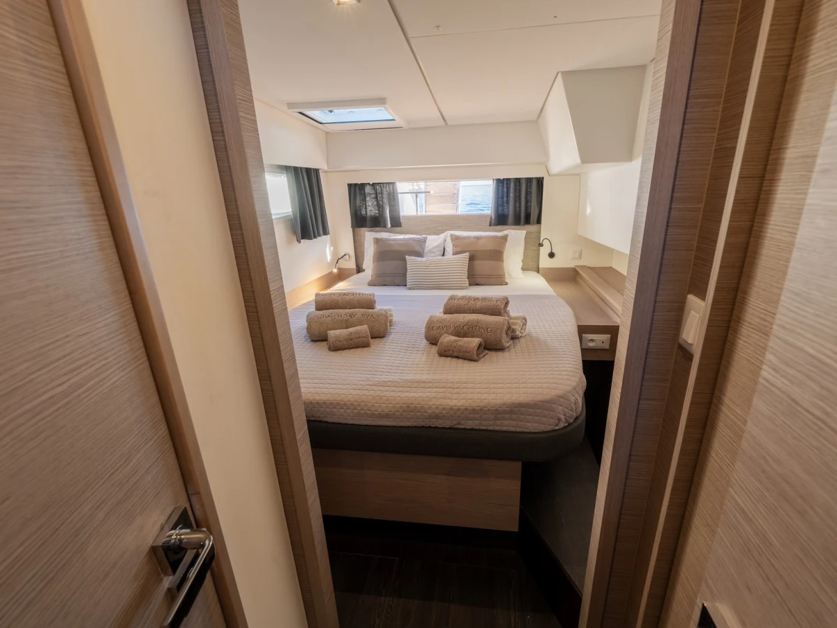Fountaine Pajot Elba 45