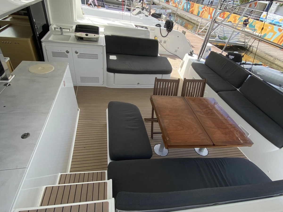 Lagoon 46