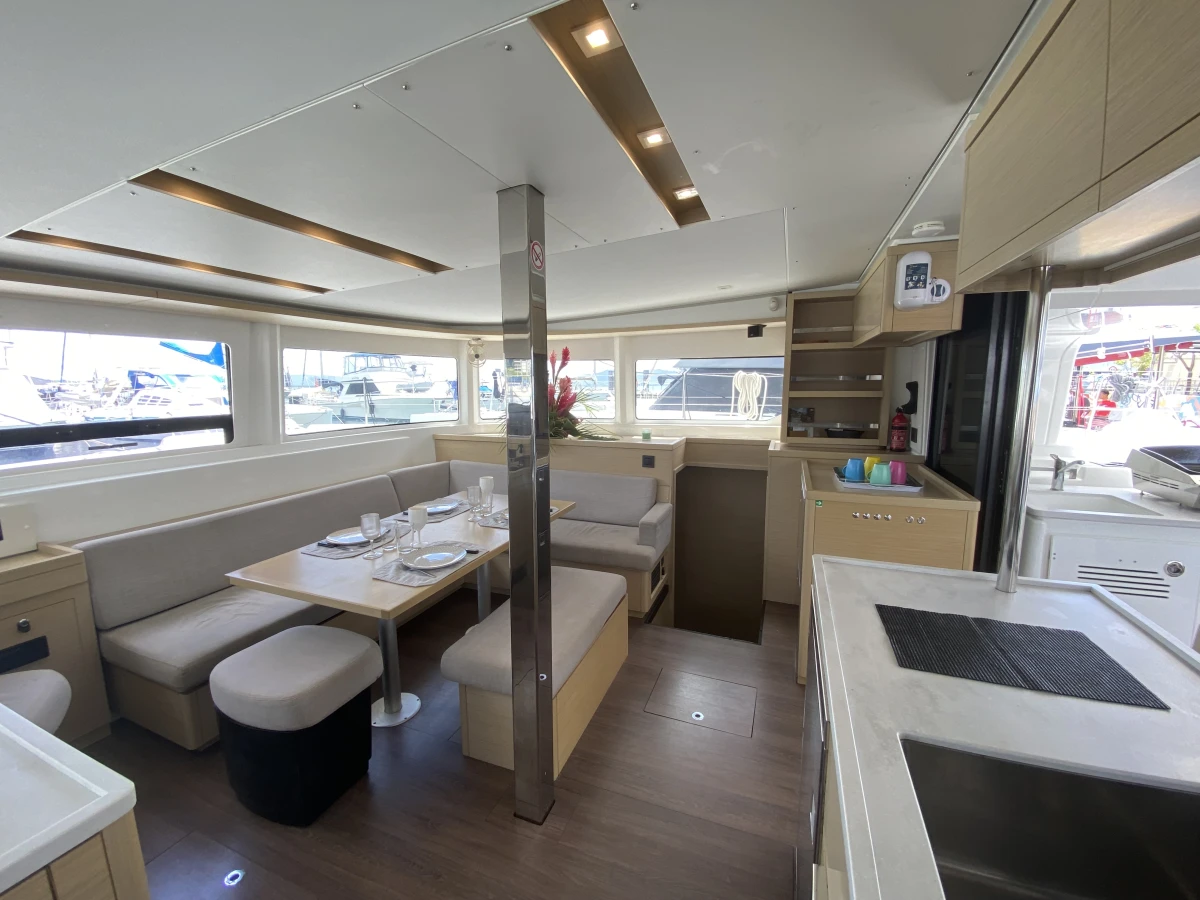 Lagoon 46