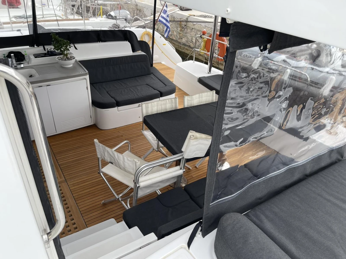 Lagoon 50