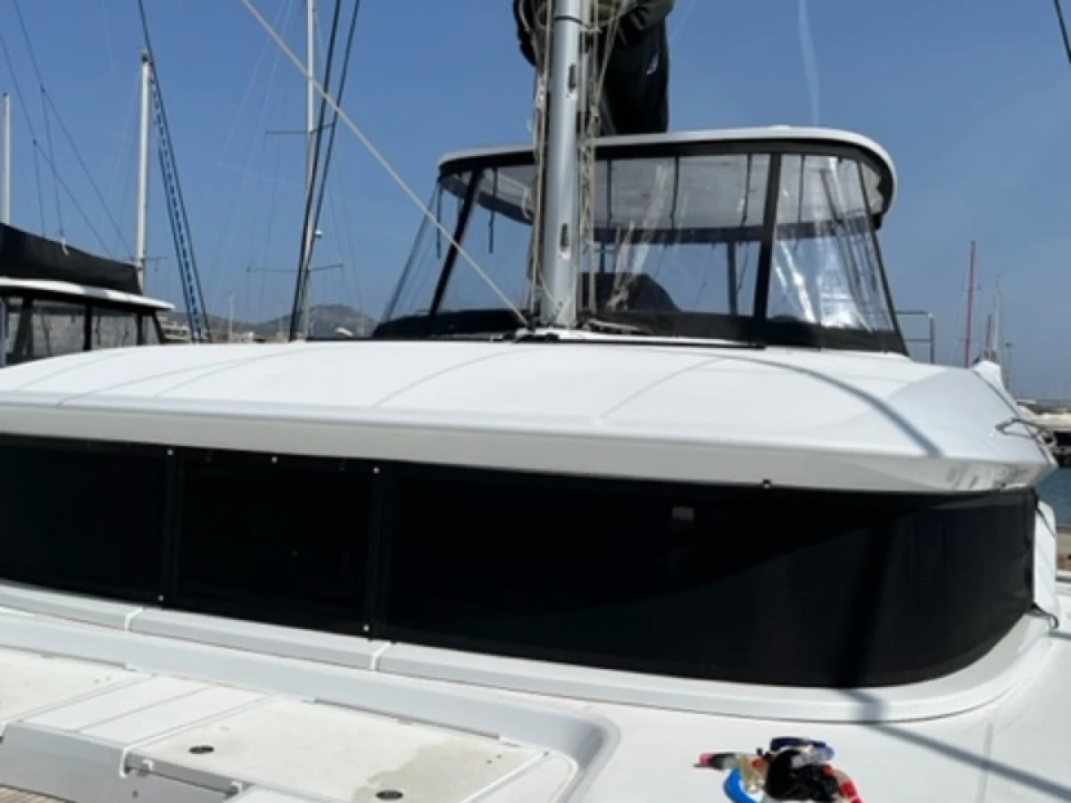 Lagoon 50