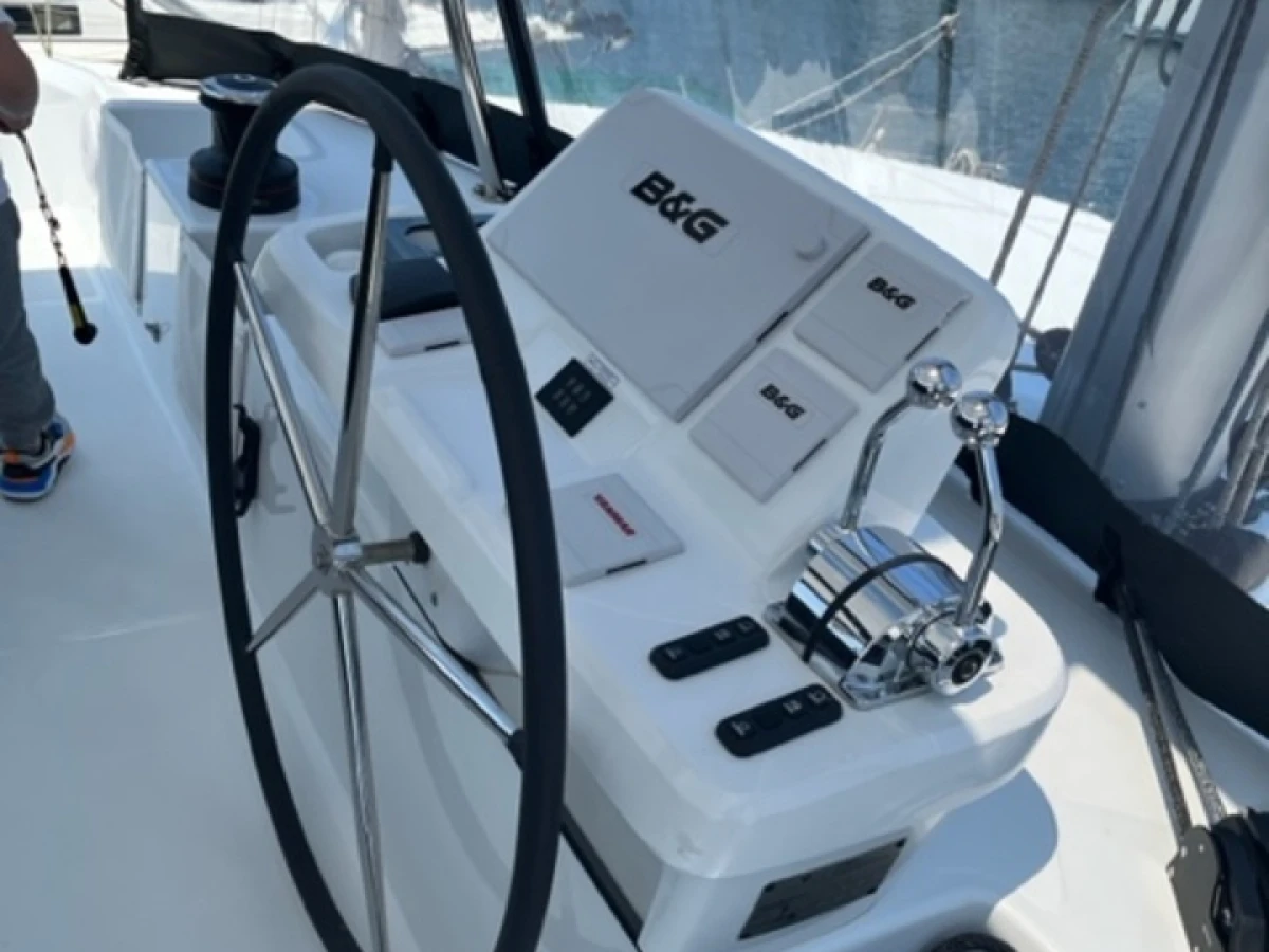 Lagoon 50