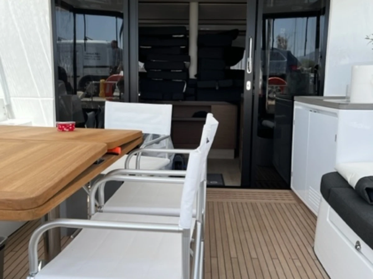 Lagoon 50