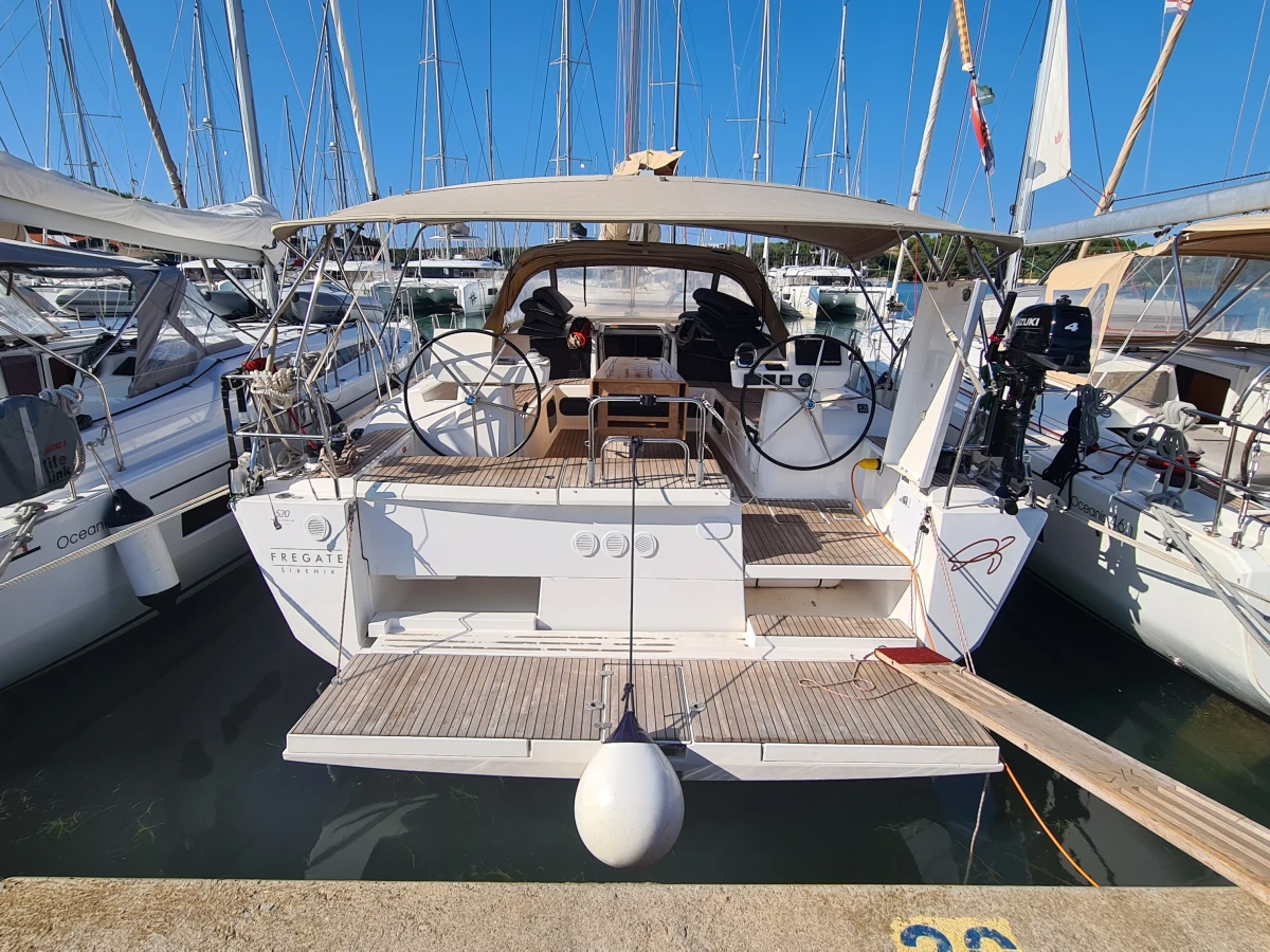 Dufour 520 GL