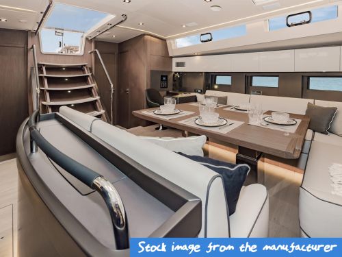 Oceanis Yacht 62