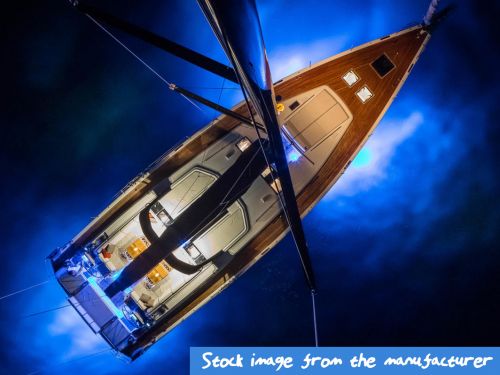 Oceanis Yacht 62