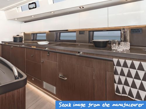 Oceanis Yacht 62