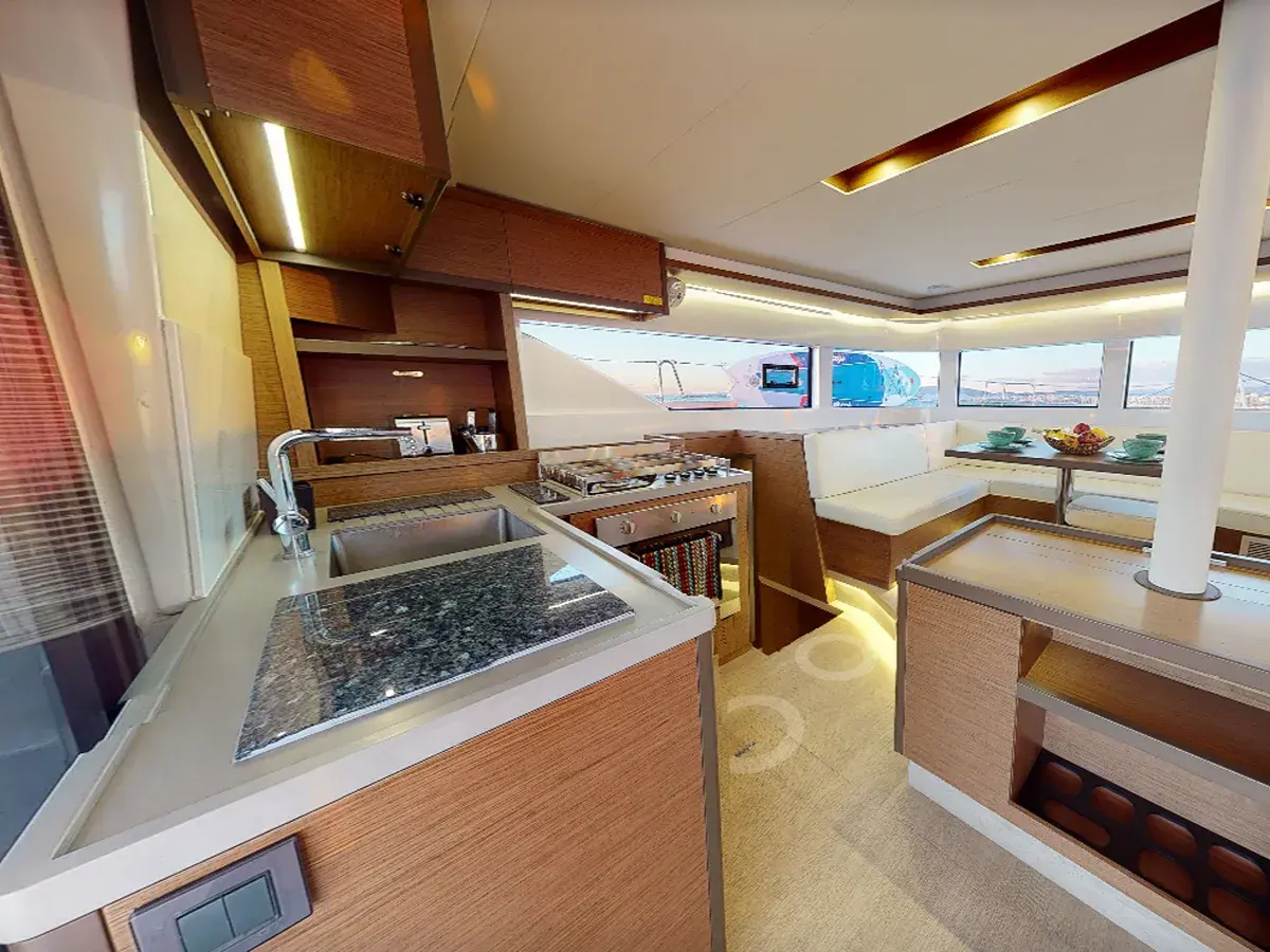 Lagoon 50
