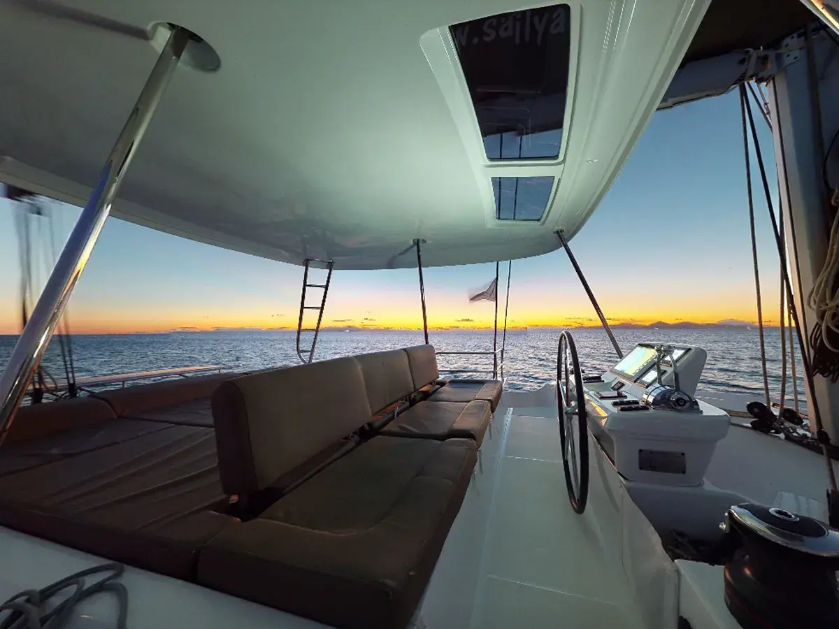 Lagoon 50