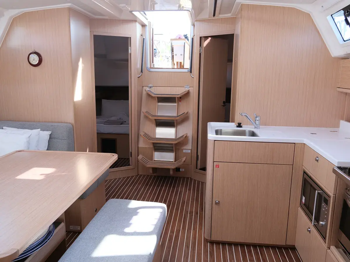 Bavaria C46