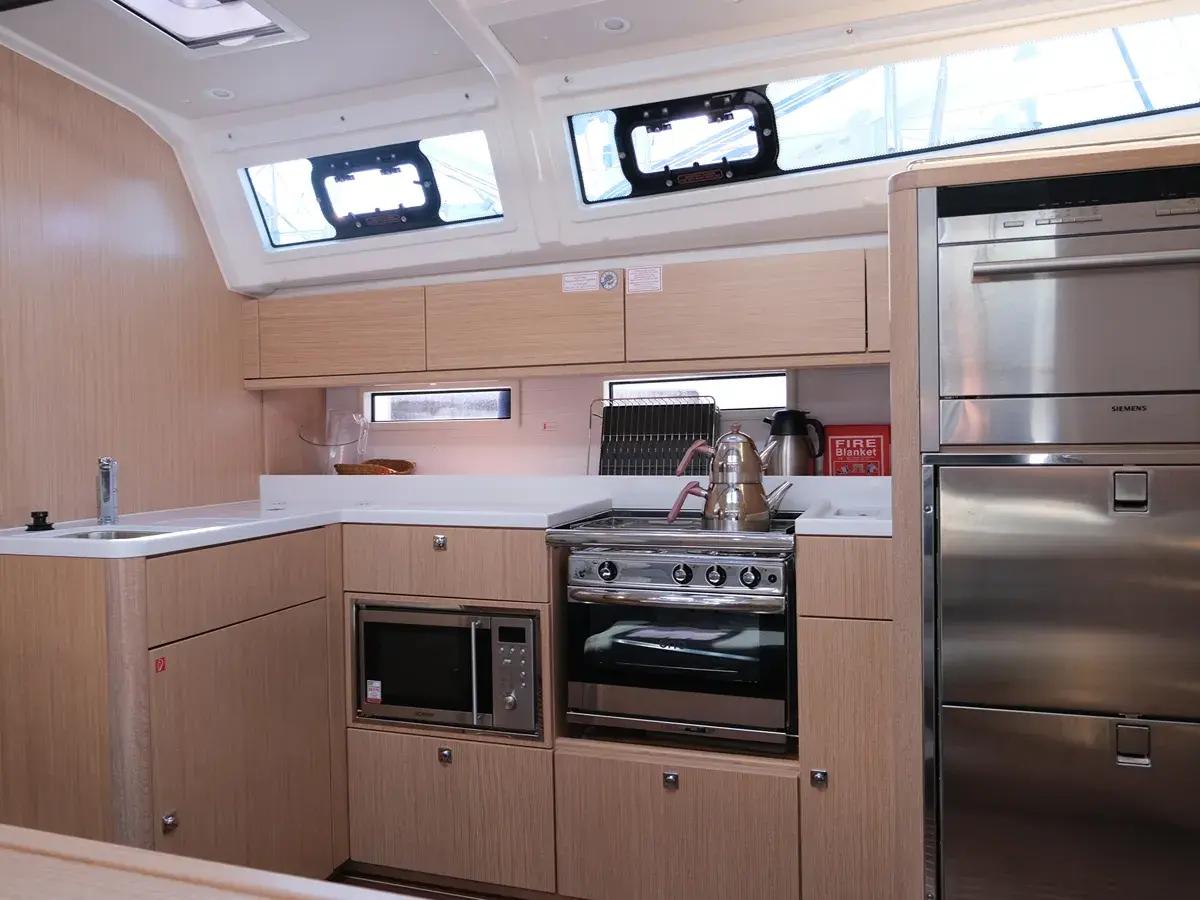 Bavaria C46