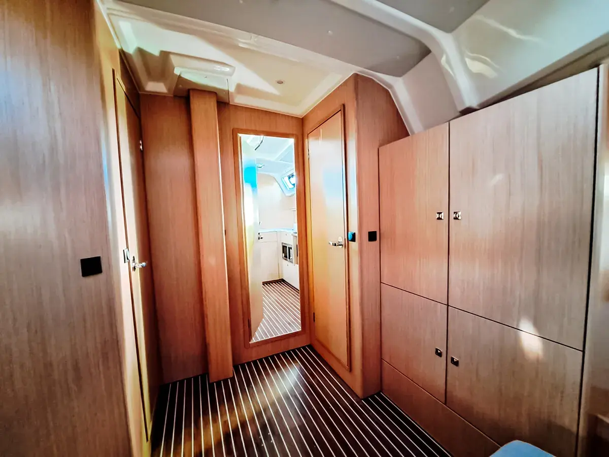 Bavaria C46