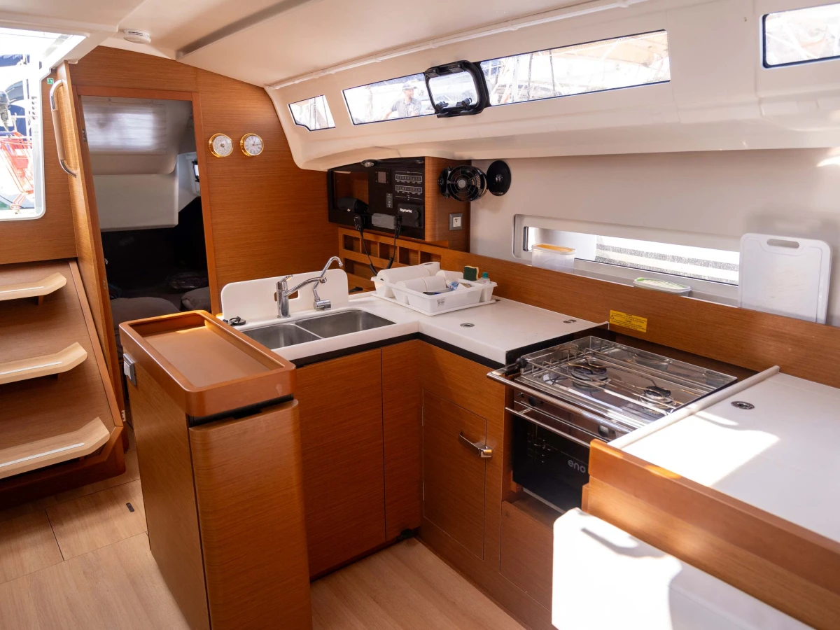Sun Odyssey 410