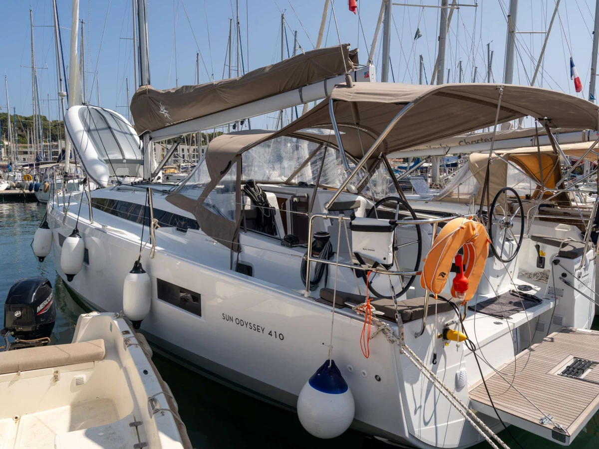 Sun Odyssey 410