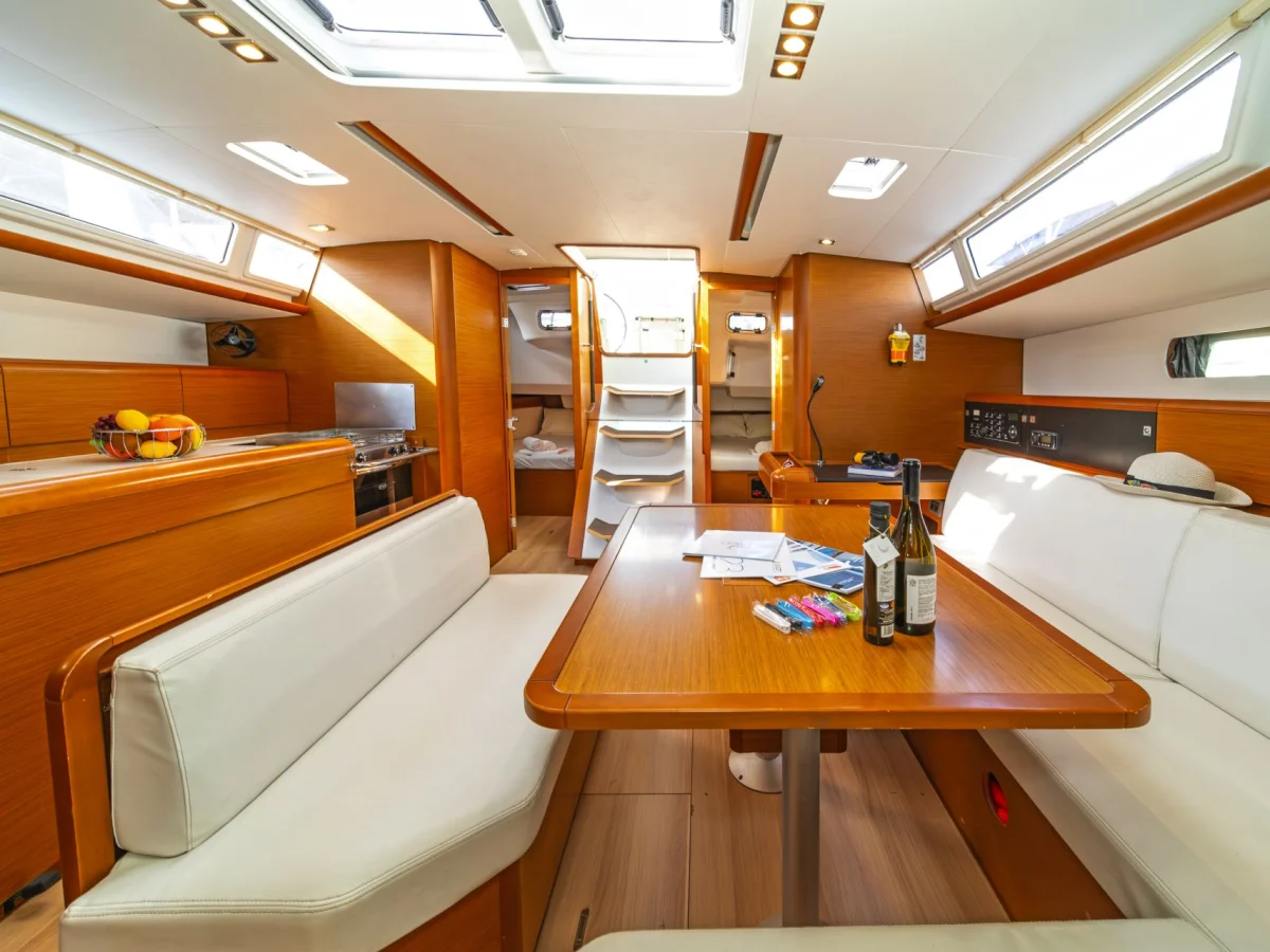 Sun Odyssey 479