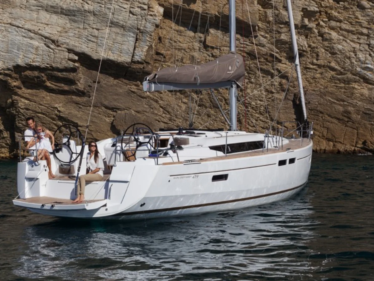Sun Odyssey 479
