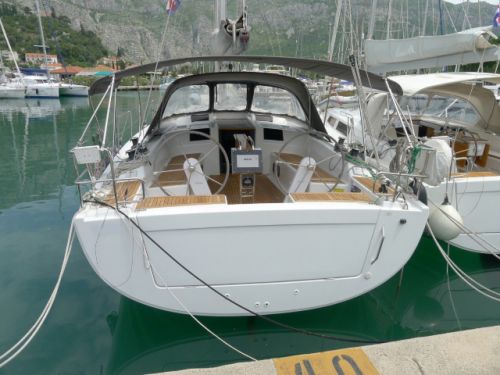 Hanse 415