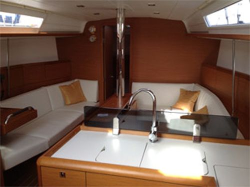 Jeanneau Sun Odyssey 379